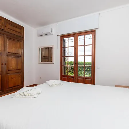 Βίλα Casa Gralheira - Private Pool & Sea View Αλμπουφέιρα